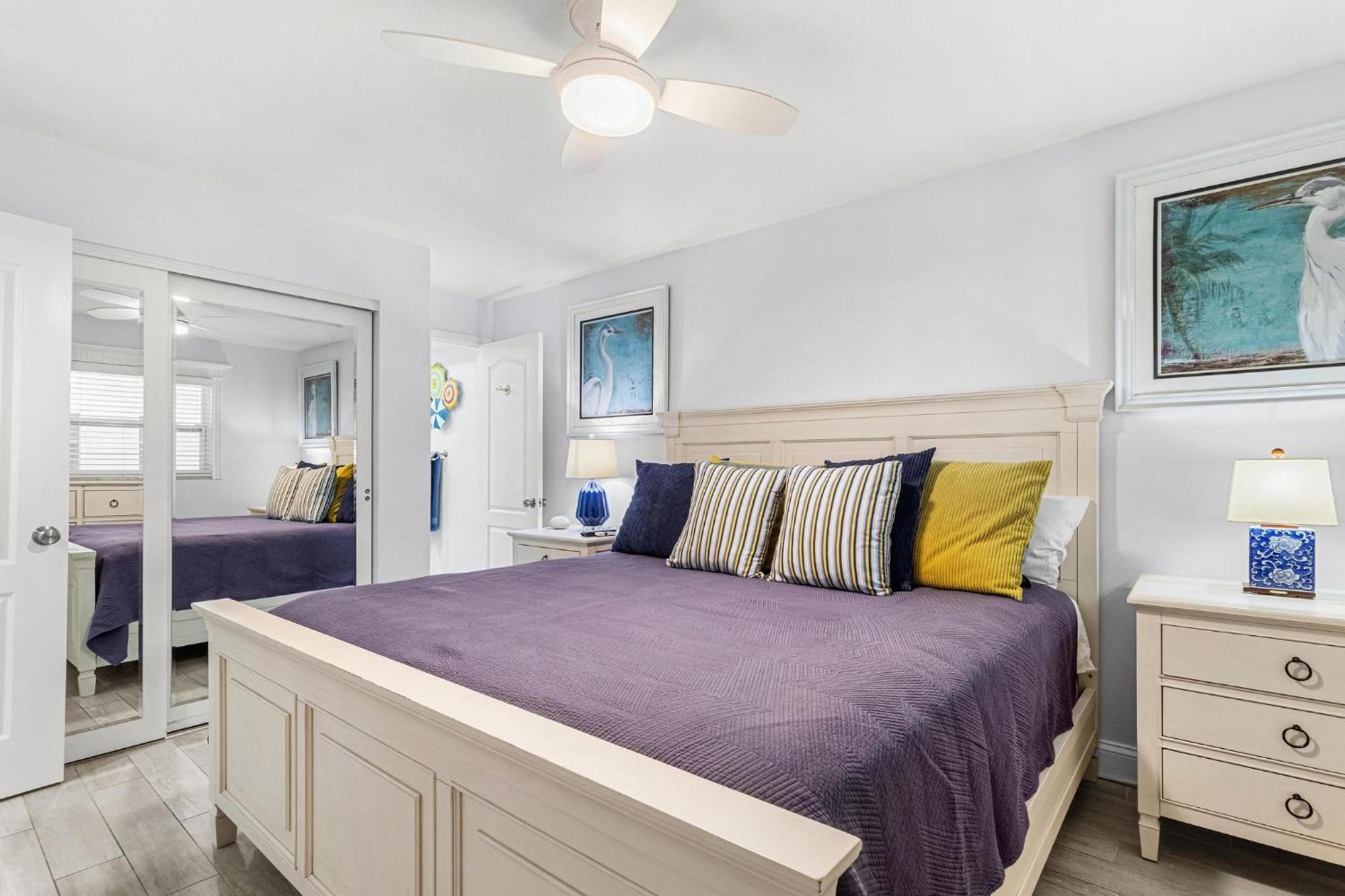 Beach Oasis - No Storm Damage & Guest Ready! Come Enjoy The Heated Pool & Relax At The Beach! Clearwater Beach Exterior foto